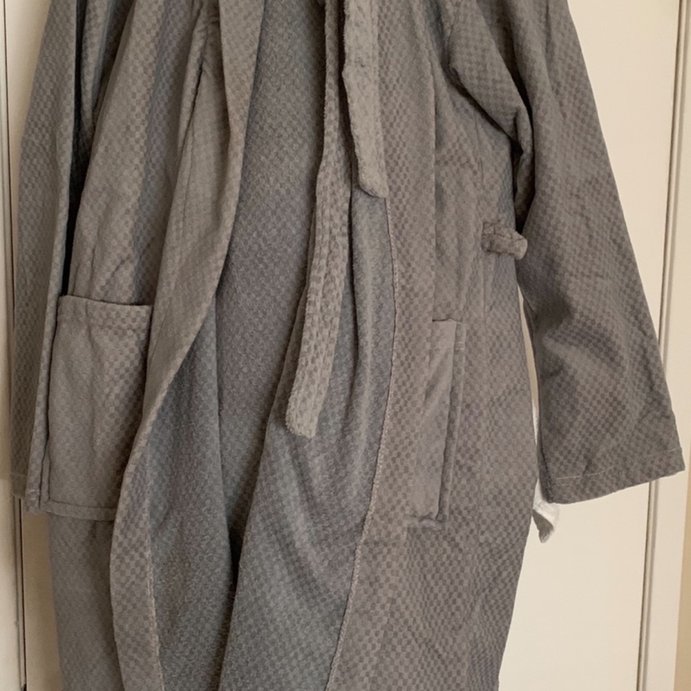 Shower Robe - Picture 2 of 3